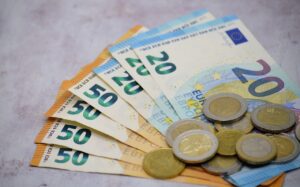 Comment récupérer une facture impayée sans passer par la justice ?